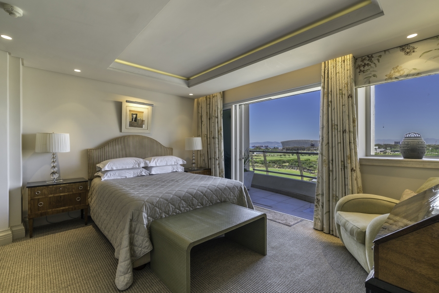 5 Bedroom Property for Sale in Mouille Point Western Cape